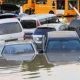人性執(zhí)法，鄭州市民因避雨車停在高架橋上,不處罰
